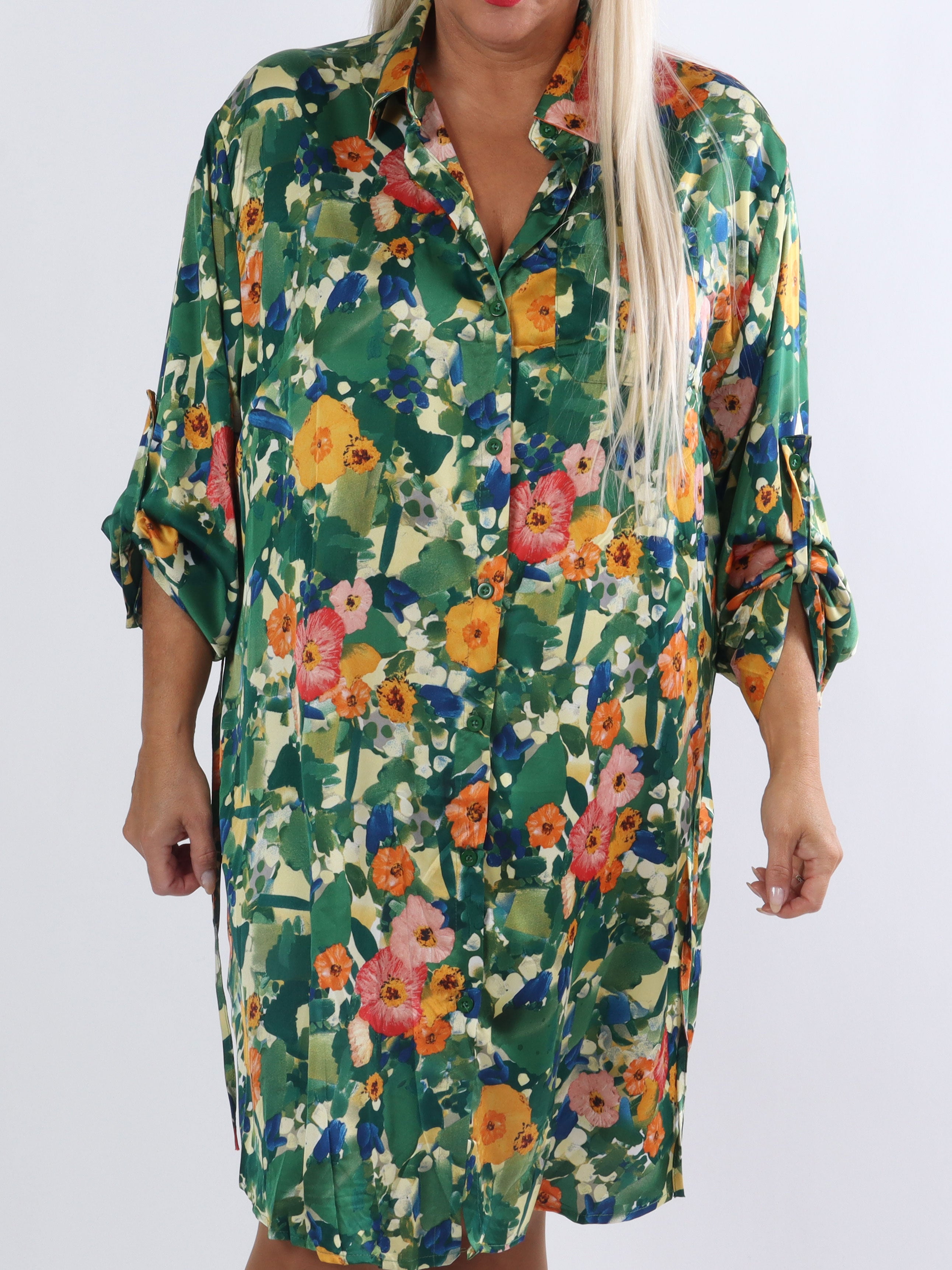 Marietia - Skjortekjole i silkelook med blomsterprint